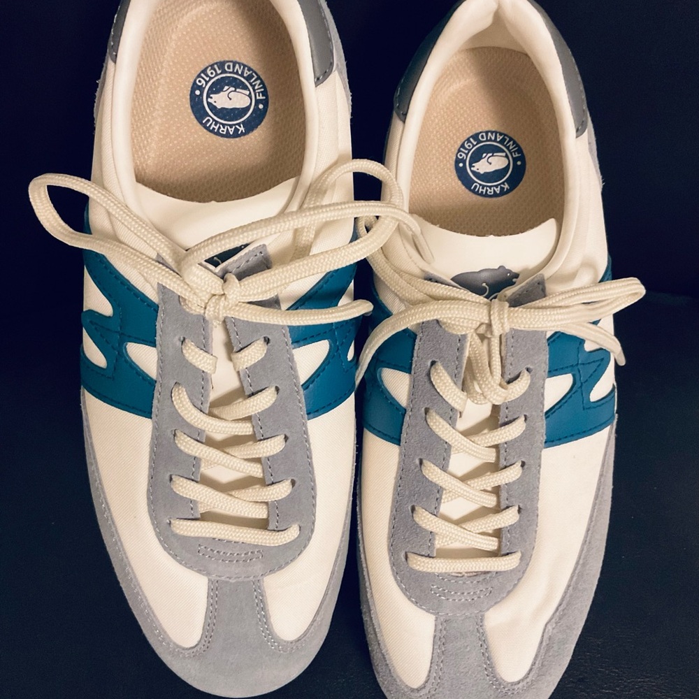 KARHU Women's Athletic Shoes - Blue and Gray